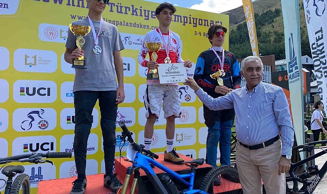 Downhill Türkiye Şampiyonası'nda, şampiyonlar madalyalarına aldı