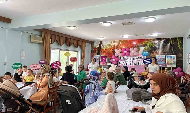 Dünya emzirme haftasında anne sütünün önemine dikkat çektiler