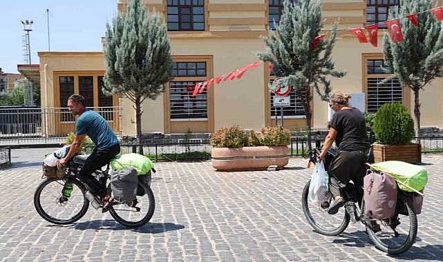 Dünyayı gezen Danimarkalı çiftin durağı Diyarbakır oldu