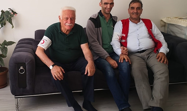 Erzurum Kızılayı&#039;ndan engelli vatandaşlara moral ziyareti