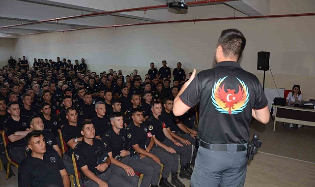 Erzurum Polis Okulunda eğitim gören öğrenciler bilgilendirildi
