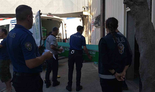 Evinde doğalgaz borusuna asılı halde bulundu