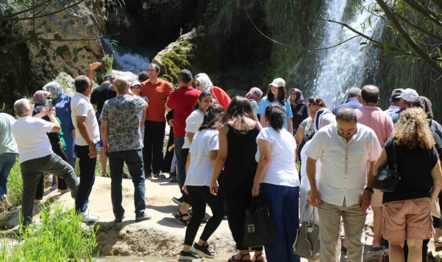 Girlevik Şelalesi&#039;nde hafta sonu yoğunluk yaşandı