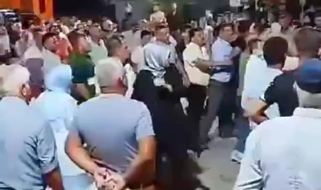 Hatay'da bir düğünde halay başı olma kavgasında sandalyeler havada uçuştu