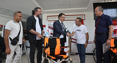 Iğdır’da engelli vatandaşların yüzü güldürüldü