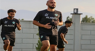 Iğdır’da nefesler tutuldu, maç saati bekleniyor