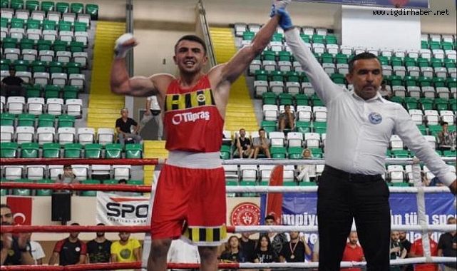 Iğdırlı Boksör Cem Kaya U22 Türkiye Boks Şampiyonu Oldu
