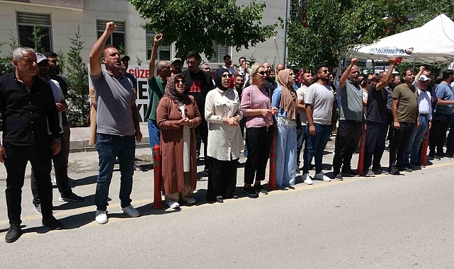 İşçiler, DEM Parti&#039;li İpekyolu Belediyesi önündeki eylemlerini 114 gündür aralıksız sürdürüyor