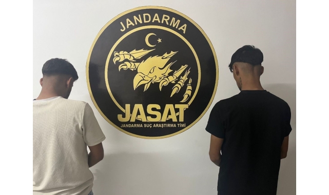 Jandarma 3 ayrı cinayetin zanlılarını yakaladı