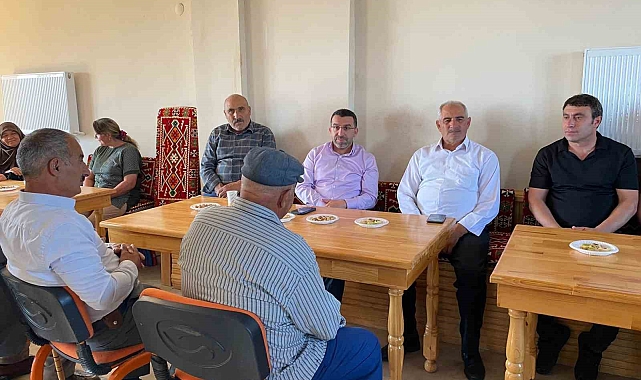 Kars Milletvekili Adem Çalkın, köy köy dolaşıyor