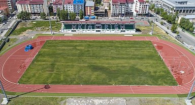 Karslı spor severler, stadyumun eksikliklerinin giderilmesini bekliyor