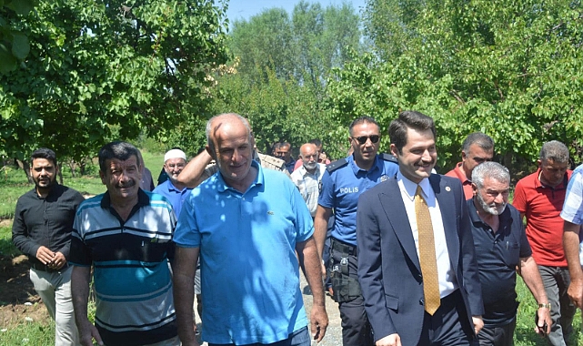 Kaymakam Abdüllatif Yılmaz, şehit Erdem Yüce’nin ailesini evlerinde ziyaret etti