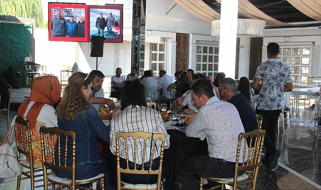 Kayser&#039;de, şehirde bulunan veteriner hekimler kahvaltıda buluştu