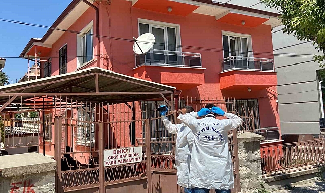 Kötü kokular üzerine girilen evde yaşlı kadının cansız bedeni bulundu