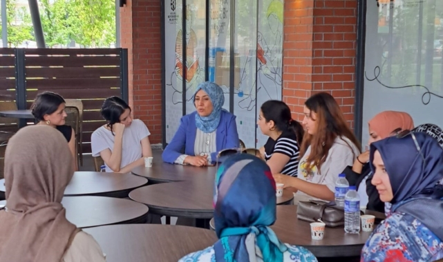 &quot;Kütüphanede Bi Mola&quot; etkinliği kitapseverleri buluşturuyor