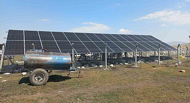 Milletvekili Çalkın, sondaj ve güneş enerji sistemini yerinde gördü