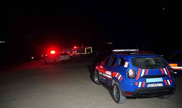 Oğlu ve arkadaşıyla balık tutmaya giden adam baraja düşerek boğuldu