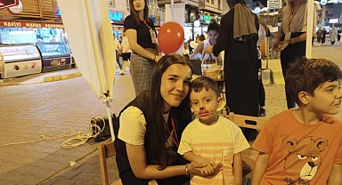 Özel Ya-Pa anaokulu Vali Yolunda stant açıp çocukları eğlendirdi