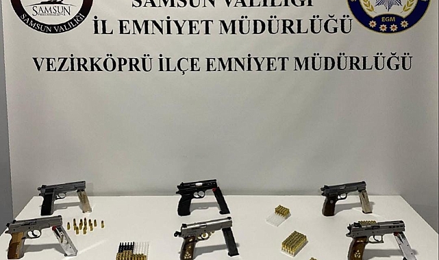 Polis tarafından düzenlenen uygulamada 6 adet tabanca ele geçirildi