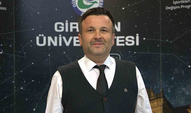 Prof. Dr. Ayhan Kara: &quot;Rusya-Ukrayna savaşının neden olabileceği nükleer risklere daha fazla odaklanmalıyız&quot;