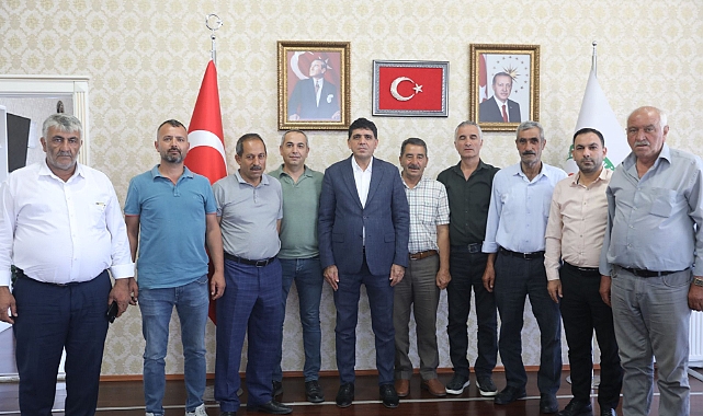 Rektör Alma, Iğdır'da görev yapan muhtarlarla bir araya geldi