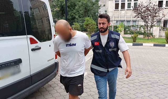 Samsun&#039;da polisin yaptığı çalışmalar sonucu 4 bin 762 adet sentetik ecza ele geçirildi