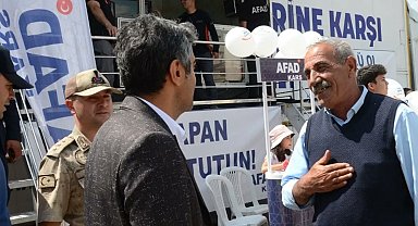 Sarıkamış'ta AFAD deprem farkındalığı eğitimleri devam ediyor