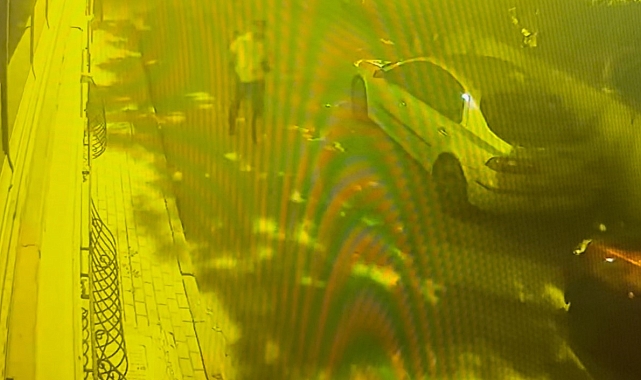 Sevgilisine hediye etmek için çanta çalan sabıkalı hırsız, tekrar cezaevine girdi