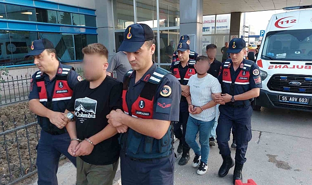 Sığındıkları evin sahibini sopayla ağır yaraladılar