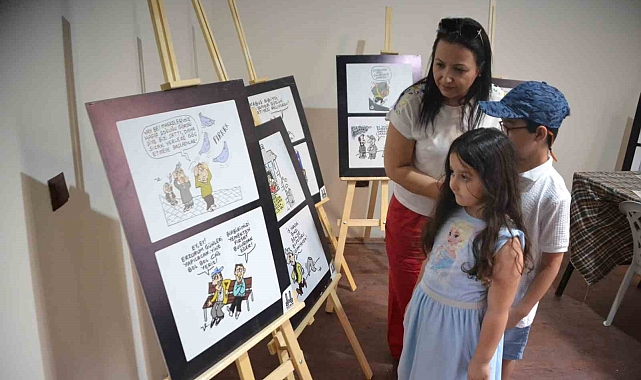 Tarihi bir bina karikatür evine dönüştü