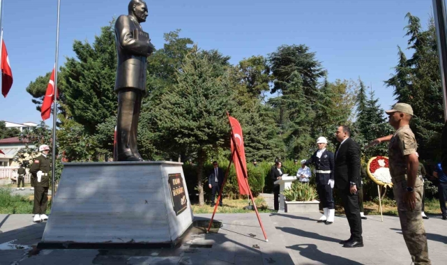 Tatvan&#039;da 30 Ağustos Zafer Bayramı coşkuyla kutlandı