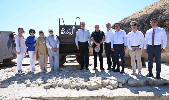 TBMM Başkanı Numan Kurtulmuş ve AK Partili Ayhan Gider, Tarihi Alanı ziyaret etti