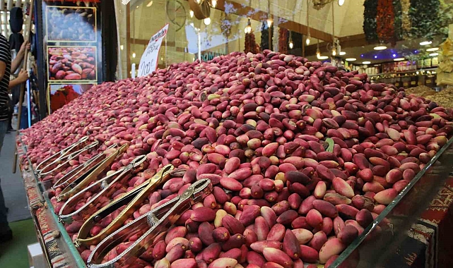 &quot;Tezgahtaki fıstıkların hepsi gün içinde bitiyor&quot;