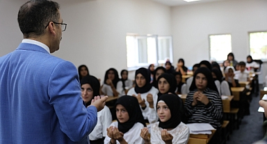 Vali Turan Aile Destek Merkezi'ni(ADEM) Ziyaret Etti