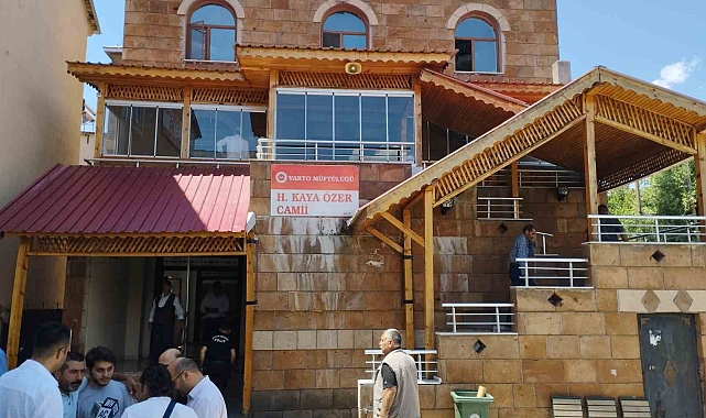 Varto'da gıyabi cenaze namazı kılındı