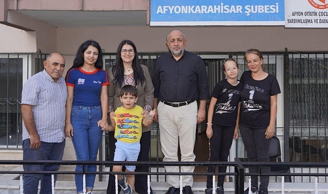 AFYONKARAHİSAR GENÇLİK VE SPOR İL MÜDÜRÜ İSMAİL HAKKI KASAPOĞLU: &quot;OTİZMLİ ÇOCUKLARA HER TÜRLÜ DESTEĞE HAZIRIZ&quot;