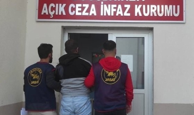 Ağrı&#039;da aranan firari yakalandı