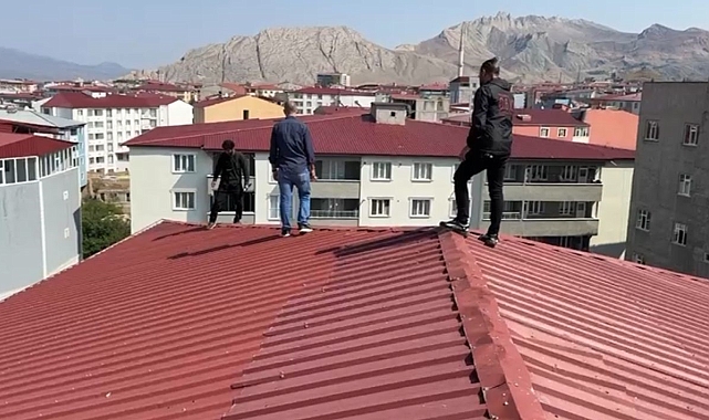 Ağrı&#039;nın Doğubayazıt ilçesinde dramatik intihar girişimi