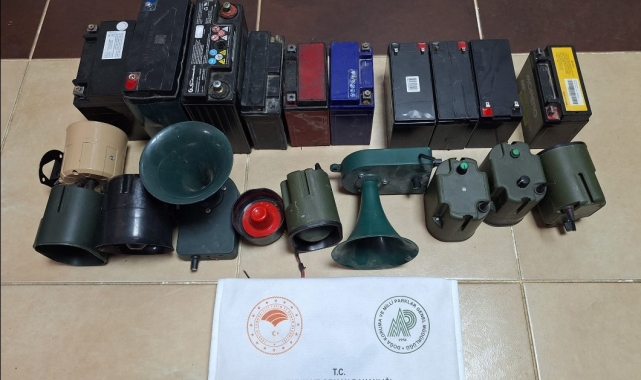 Antalya&#039;da av denetiminde 9 ses cihazı ele geçirildi