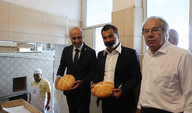 Ata buğdayından elde edilen un ile üretilen ekmek satışa sunuldu