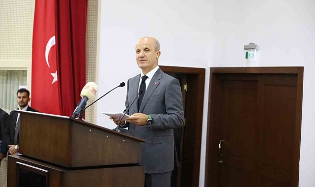 Atatürk Üniversitesi Rektörü, üniversitelerarası kurul toplantısına katıldı