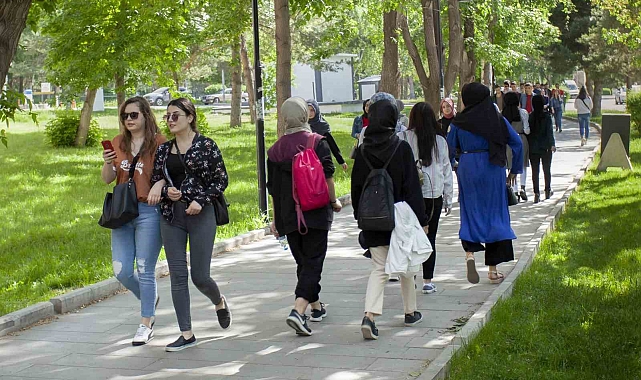 Atatürk Üniversitesi&#039;nde 2024-2025 eğitim-öğretim yılı ders kayıtları başladı