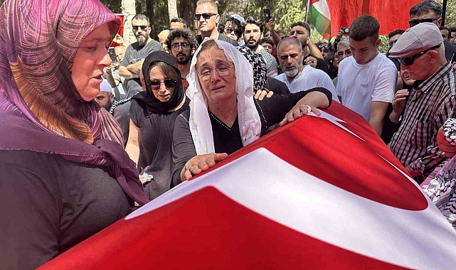 Ayşenur için göz yaşları sel oldu