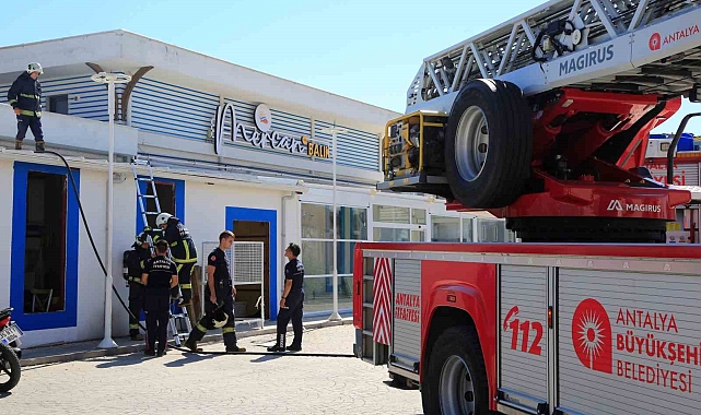 Balık Pazarı&#039;nda yangın çıktı