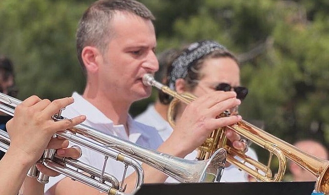 Belediye bando takımının trompetçisini 20 bıçak darbesiyle öldürdü