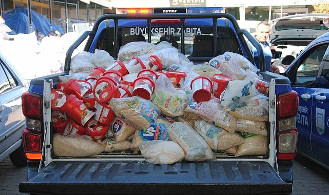 BİM markette son kullanma tarihi geçmiş ürünlerle böceklenmiş pirinç paketleri kameraya yansıdı