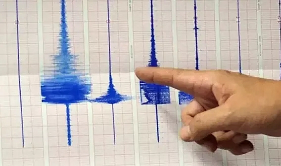 Bitlis&#039;te deprem oldu