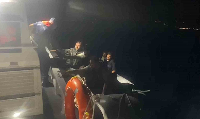 Çanakkale&#039;nin Ayvacık ilçesi açıklarında 18 düzensiz göçmen yakalandı