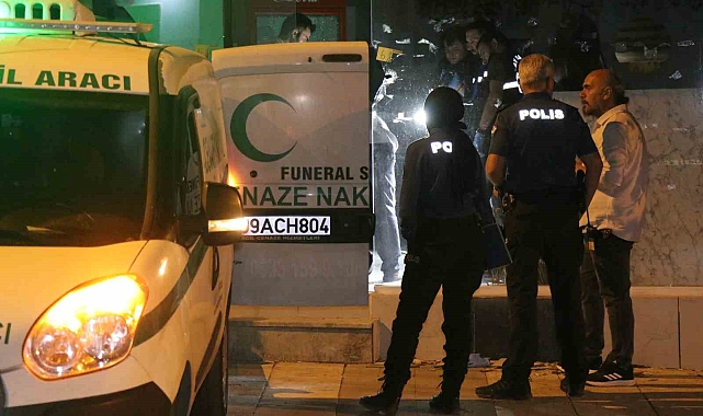 Denizli&#039;de bir restoranda çıkan silahlı ve bıçaklı kavgada 1 kişi öldü, 2 kişi yaralandı