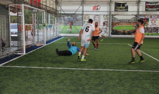 Dörtyol&#039;da &#039;Altın Mandarin Hasat Futbol&#039; turnuvası başlatıldı